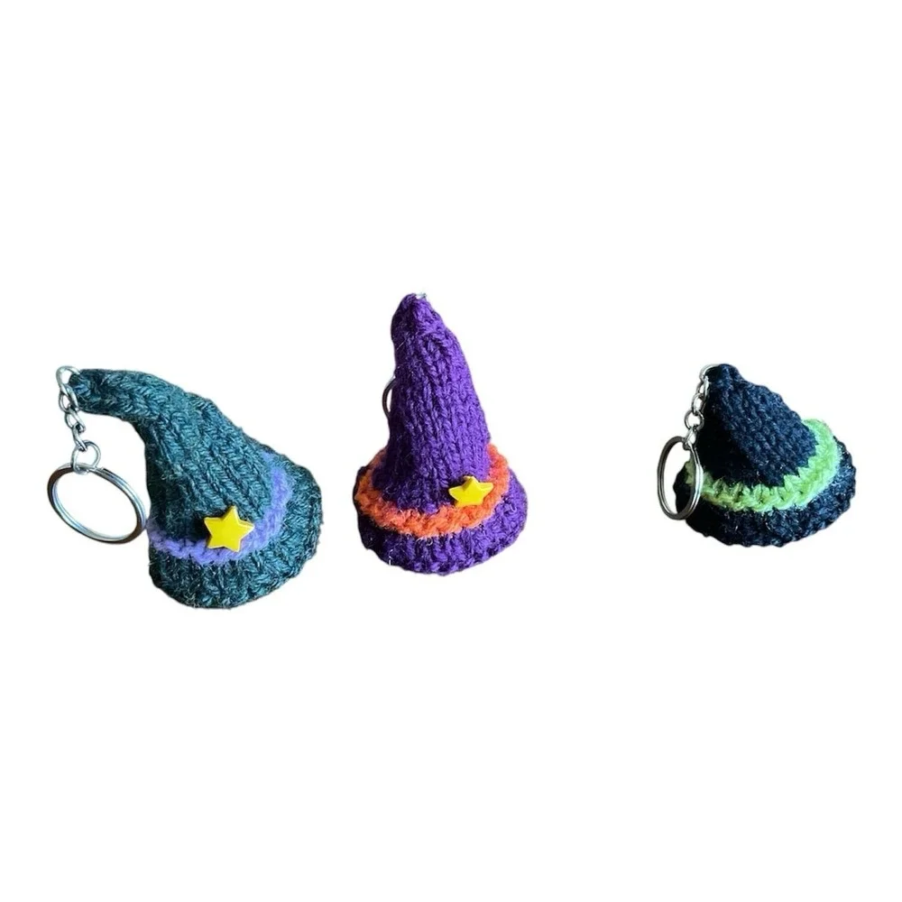Handmade Witch Hat Key Chain Knitted Halloween Keyring Charm Lot of 3 Charms‎